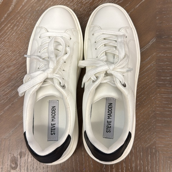 Steve Madden Catcher Sneakers 6.5 - Picture 7 of 8